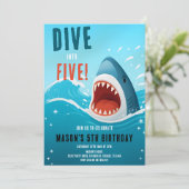 Invitation Plongée de requin pour les 5 ans (Debout devant)