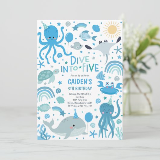 Invitation Plongez dans cinq créatures marines 5e fête d'anni (Debout devant)