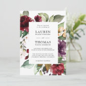 Invitation Plum bordeaux romantique et Mariage floral vert (Debout devant)