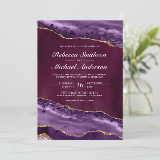 Invitation Plum, violet et or Agate Mariage en marbre (Debout devant)