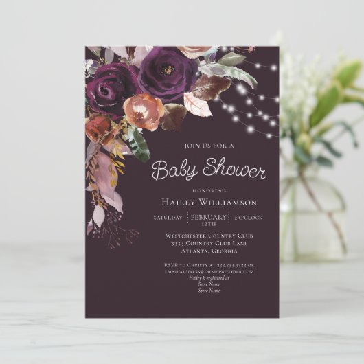 Invitation Plum, Violet, Or Floral String Baby shower de lumi (Debout devant)