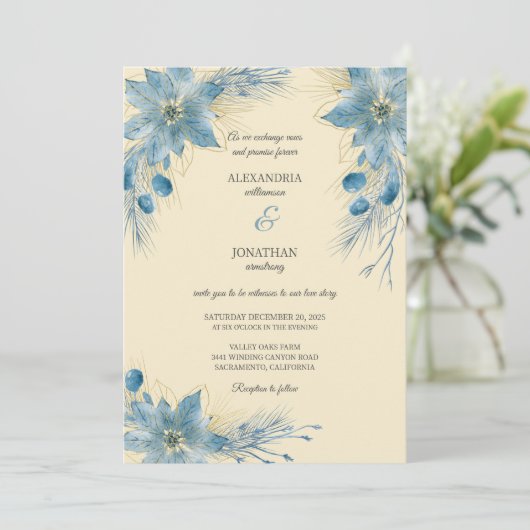 Invitation Poinsettias bleus et or modernes sur mariage or (Debout devant)