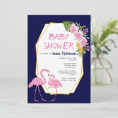 Invitation Polygone or, flamants roses baby shower bleu marin (Debout devant)
