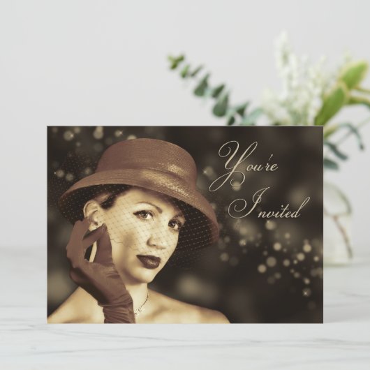 Invitation polyvalente classique - Vintage dame (Debout devant)