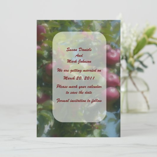 Invitation Pommes Rouges Sur Mariage Arbre Enregistrer La Dat (Debout devant)