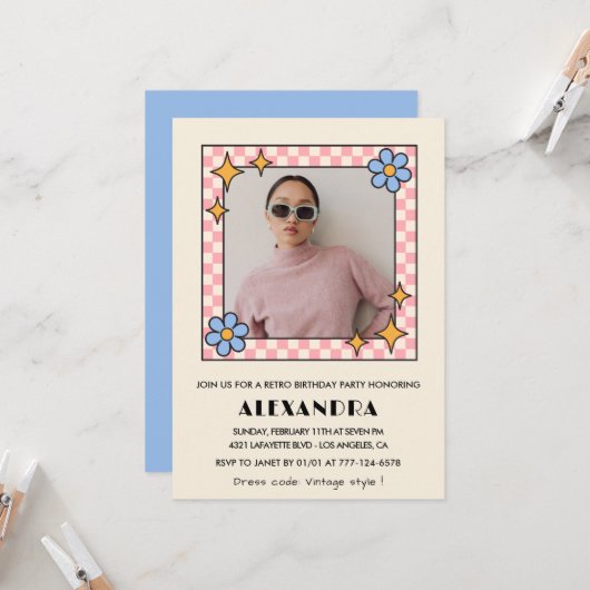 Invitation pour 15 ans Retro Groovy Fleurs Bleues  (Devant/Arrière en situation)