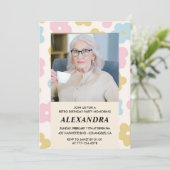 Invitation pour 95e anniversaire Rétro Groovy Flor (Debout devant)