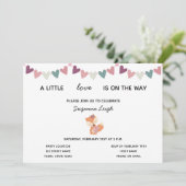 Invitation pour Baby Shower de la Saint-Valentin d (Debout devant)