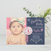 Invitation pour la première fête d'anniversaire Fi (Debout devant)