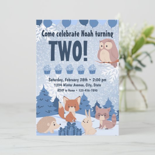 Invitation pour l'anniversaire des bois d'hiver (Debout devant)