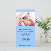 Invitation pour l'anniversaire d'un garçon (Debout devant)