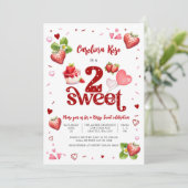 Invitation pour le 2ème anniversaire de Strawberry (Debout devant)