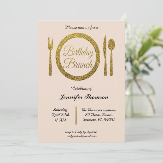 Invitation pour le brunch d'anniversaire (Debout devant)
