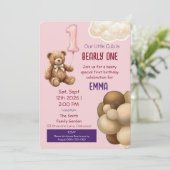 Invitation pour le premier anniversaire de Bearly  (Debout devant)