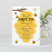 Invitation pour le premier anniversaire de Honey B (Debout devant)