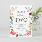 Invitation pour les 2 ans de Thème Fille Fleur Sau (Debout devant)