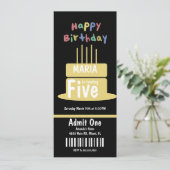 Invitation pour un gâteau d'anniversaire pour les (Debout devant)
