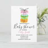Invitation pour une baby shower avec un mignon mac (Debout devant)