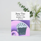 Invitation pour une fête d'anniversaire Cupcake (Debout devant)
