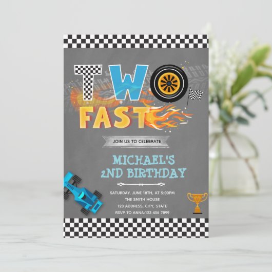 Invitation pour une fête d'anniversaire de course (Debout devant)