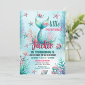 Invitation pour une fête d'anniversaire de sirène (Debout devant)