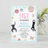 Invitation pour une fête d'anniversaire groovy jum (Debout devant)