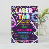 Invitation pour une fête d'anniversaire Laser Tag (Debout devant)