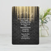 Invitation Poutres dorées d'anniversaire en brique (Debout devant)