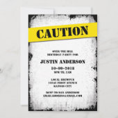 Invitation PRÉCAUTION au-dessus de l'anniversaire de colline (Devant)