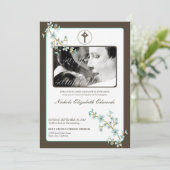 Invitation précieuse de baptême de fleurs de (Debout devant)