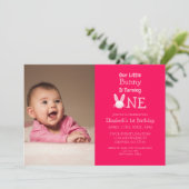 Invitation Premier anniversaire de Little Bunny (Debout devant)