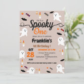 Invitation Premier Anniversaire Fantôme de la Spooky One Hall (Debout devant)