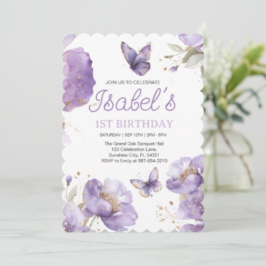 Invitation Premier anniversaire, Papillon aux fleurs violet e (Debout devant)
