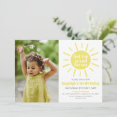 Invitation Premier voyage autour du soleil 1er anniversaire P (Debout devant)