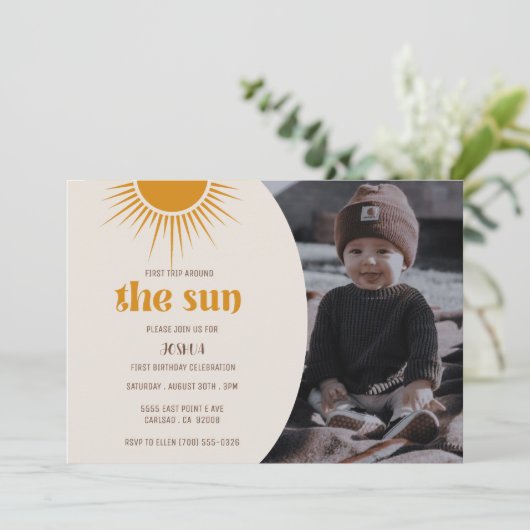 Invitation Premier Voyage Le Soleil Tourner 1 Anniversaire In (Debout devant)