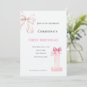 Invitation Première bougie pour bébé fille (Debout devant)