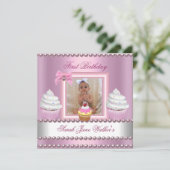 Invitation Première fille anniversaire Pink Cupcakes White Pe (Debout devant)