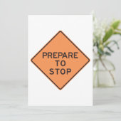 Invitation Préparez-vous à arrêter la signalisation routière (Debout devant)