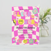 Invitation Preppy Hot Rose Y2K Sommeil sur le visage heureux  (Debout devant)