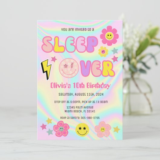 Invitation Preppy Pastel Rose Y2K Sommeil sur fête Anniversai (Debout devant)