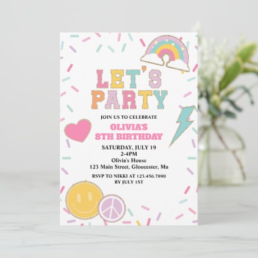 Invitation Preppy Patch Anniversaire (Debout devant)