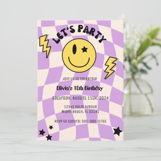 Invitation Preppy Purple Y2K Retro Smile Anniversaire Invitat (Debout devant)