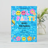 Invitation Preppy Retro Y2K Pool Party Joyeux visage Annivers (Debout devant)