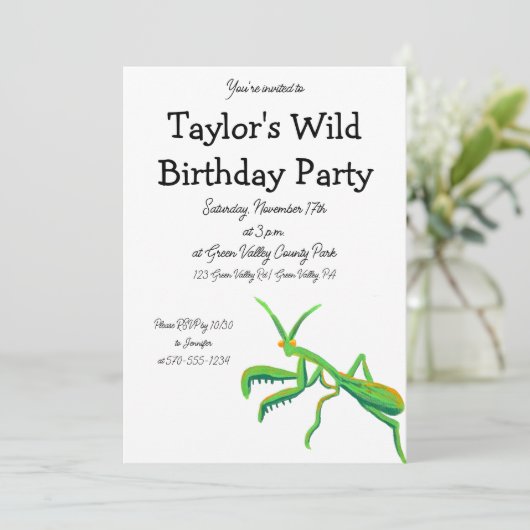 Invitation Priez Mantis dans une coutume verte (Debout devant)