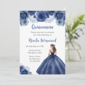 Invitation Princesse Florale en robe bleu marine Quinceanera (Debout devant)
