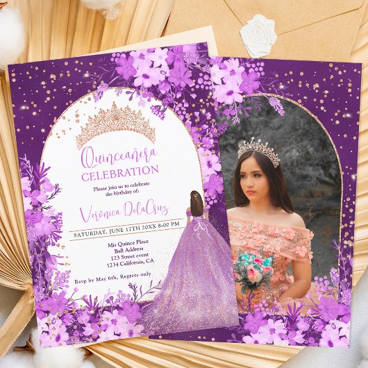 Invitation princesse quinceanera de tiara à fleurs violet d'o