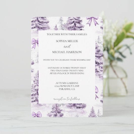 Invitation Purple Bows Christmas Trees Wedding (Debout devant)