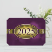 Invitation Purple Gold Floral Button 2025 Graduation Party (Debout devant)