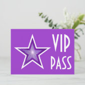 Invitation Purple Star 'VIP PASS' violet horizontal (Debout devant)