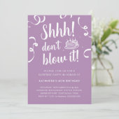 Invitation Purple Surprise Anniversaire Ne soufflez pas l'inv (Debout devant)